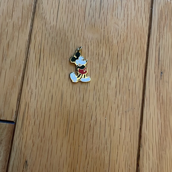 Mickey Mouse Walt Disney stamped charms/pendant - Picture 3 of 5